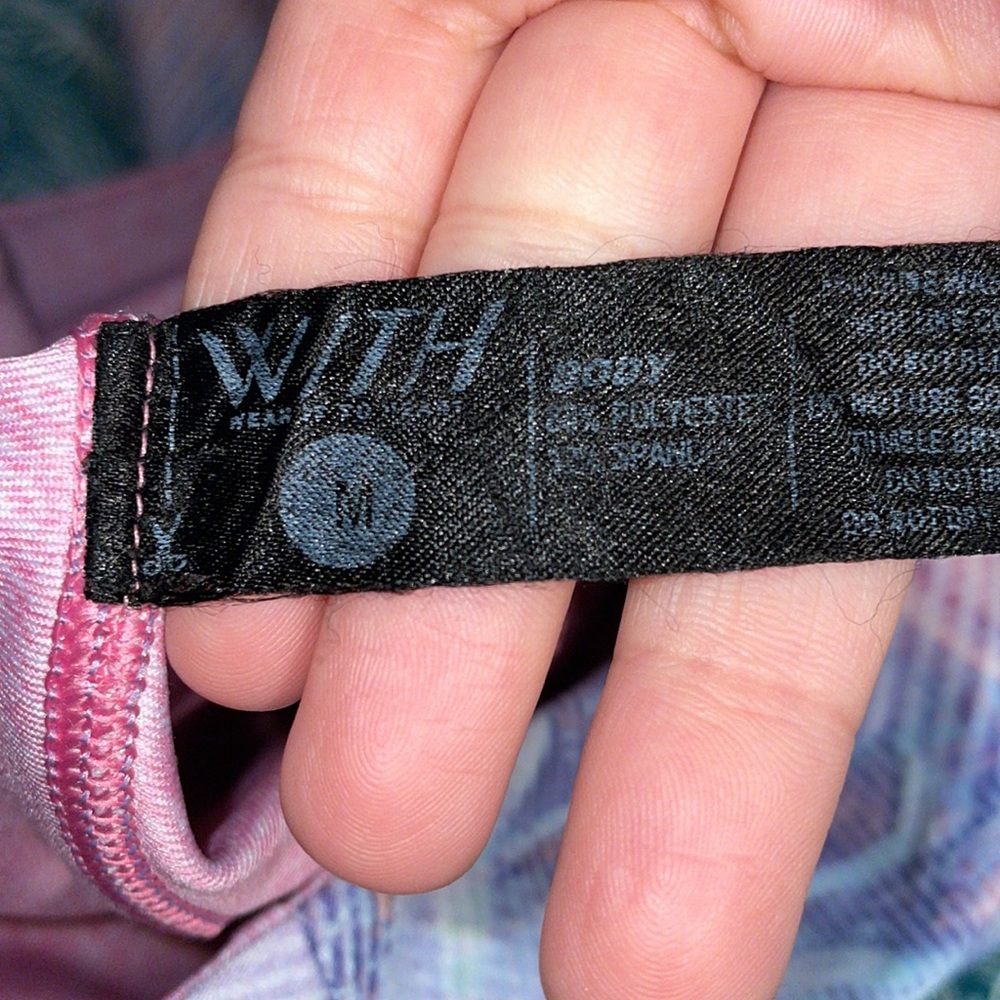 WITH Wear It To Heart x Peloton Cropped Leggings SZ M EUC - Picture 3 of 3